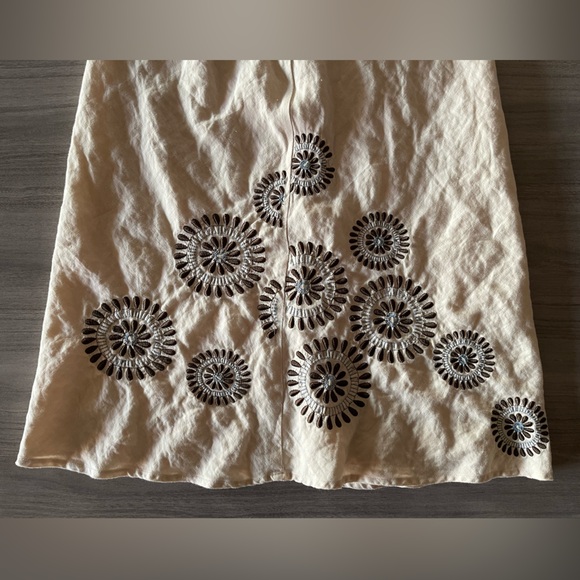 Willi Smith Linen Skirt - Embroidered Medallions - Size 6 - Picture 13 of 16
